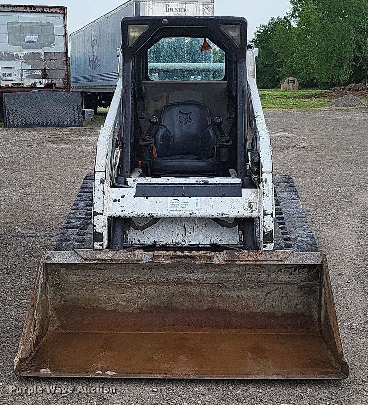 image for item DO3659 2011 Bobcat T190  tracked skid steer loader