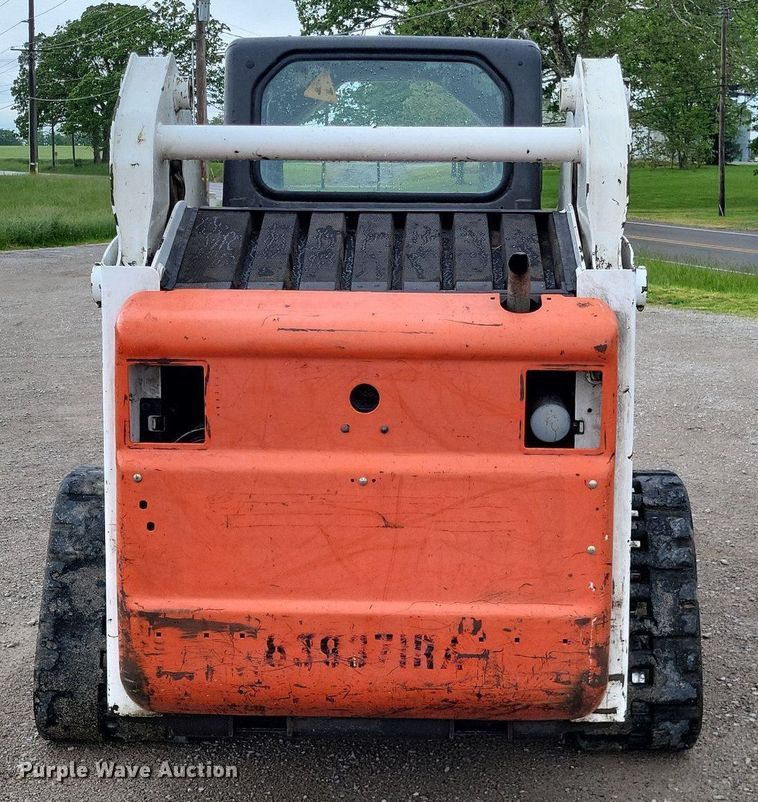 image for item DO3659 2011 Bobcat T190  tracked skid steer loader