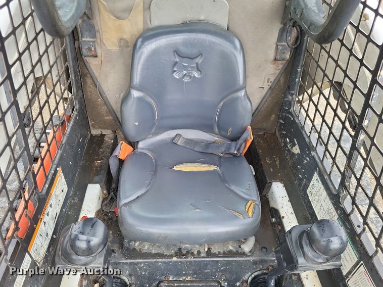 image for item DO3659 2011 Bobcat T190  tracked skid steer loader