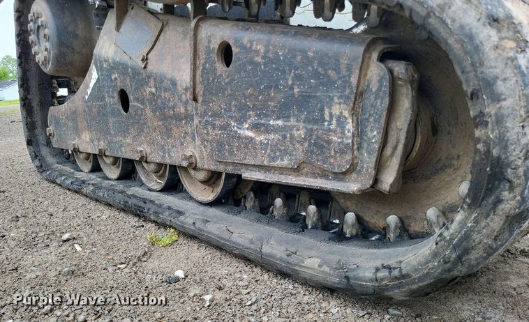 image for item DO3659 2011 Bobcat T190  tracked skid steer loader