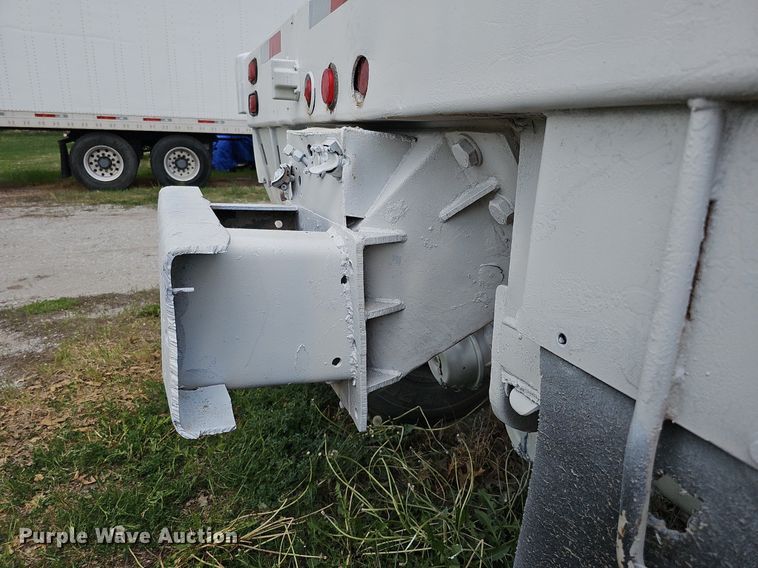 image for item DO4403 1996 R-way 4021  bottom dump trailer