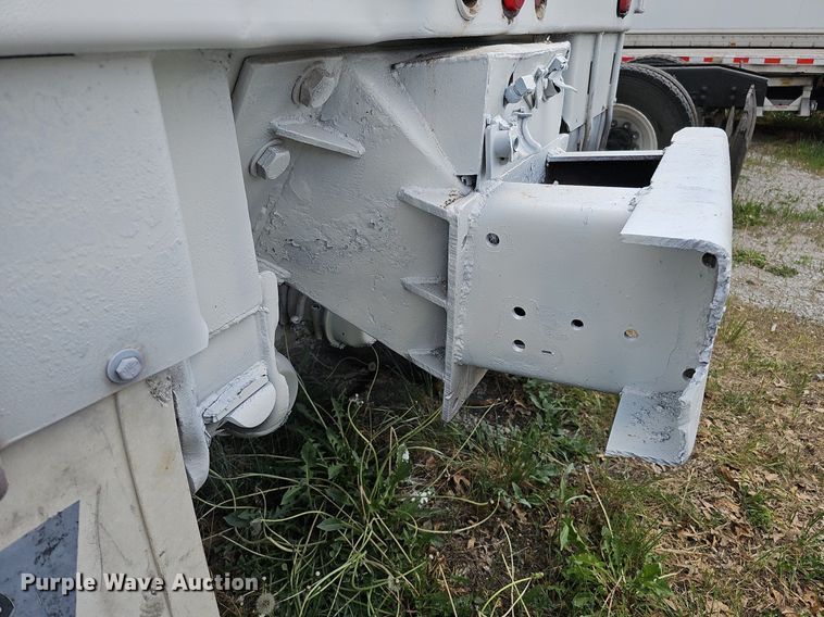 image for item DO4403 1996 R-way 4021  bottom dump trailer