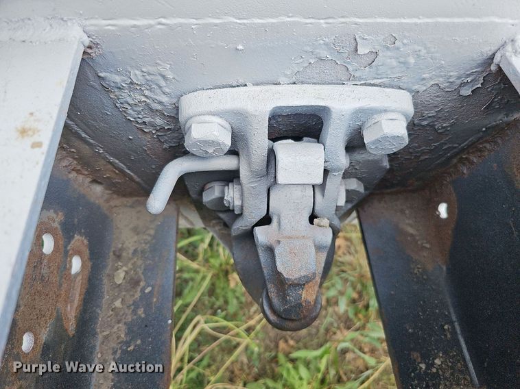 image for item DO4403 1996 R-way 4021  bottom dump trailer