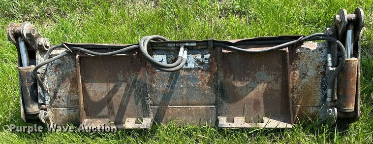 image for item DO4973 FFC  72" W 4-in-1 skid steer bucket