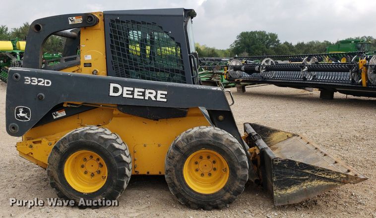 image for item DP7876 2012 John Deere 332D  skid steer loader