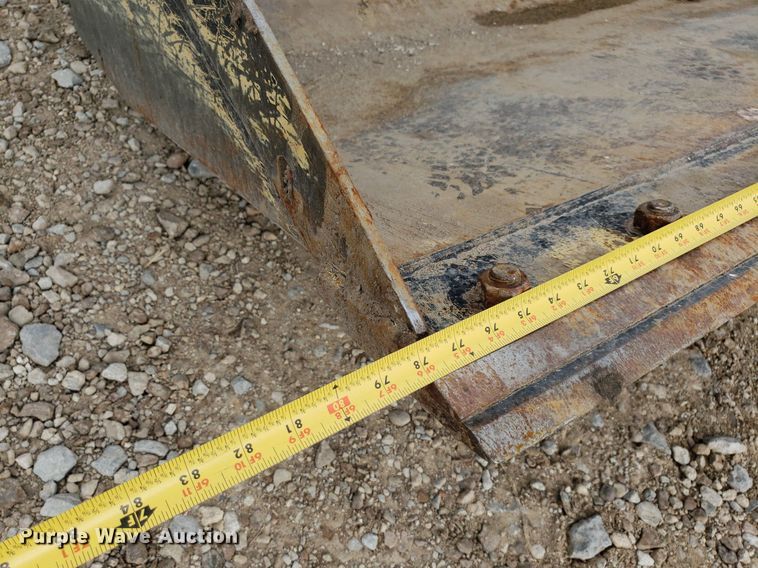 image for item DP7876 2012 John Deere 332D  skid steer loader