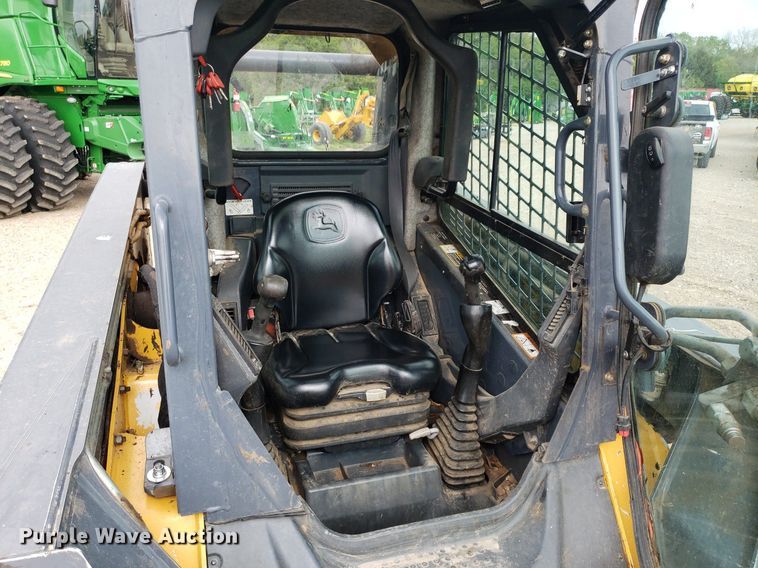 image for item DP7876 2012 John Deere 332D  skid steer loader