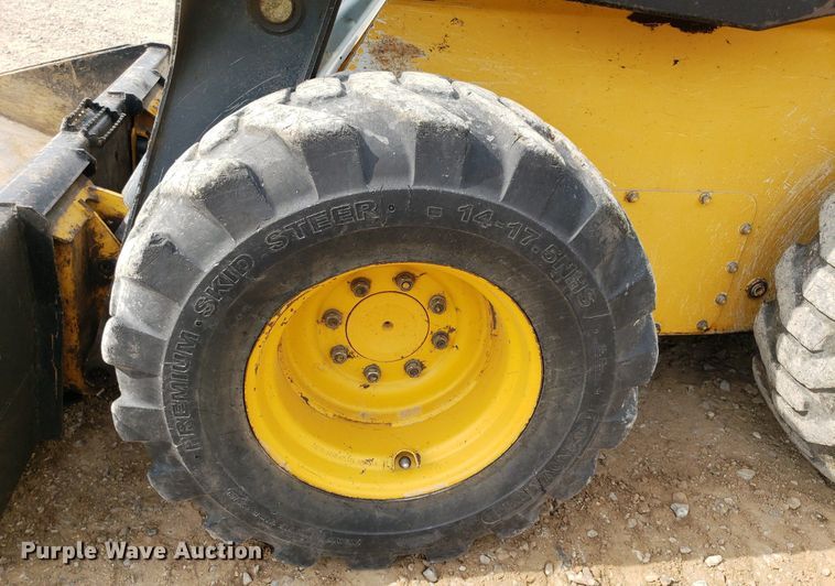 image for item DP7876 2012 John Deere 332D  skid steer loader