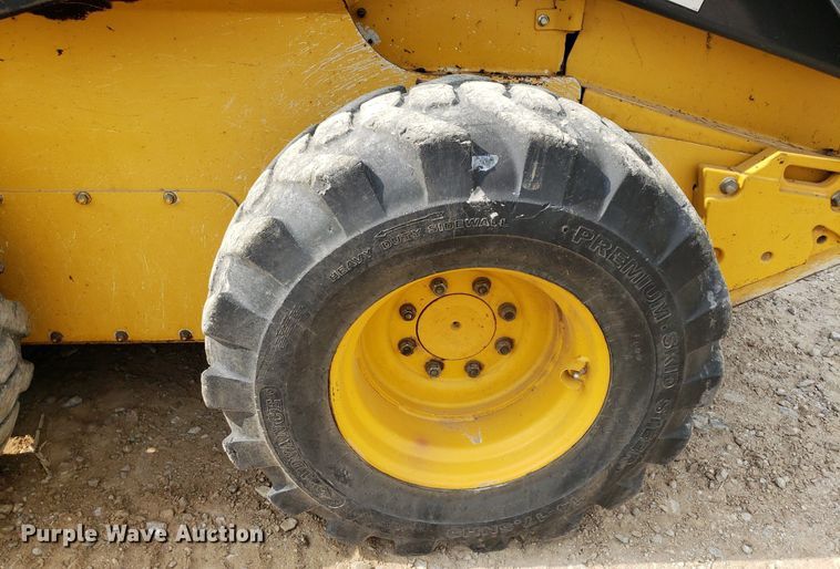 image for item DP7876 2012 John Deere 332D  skid steer loader