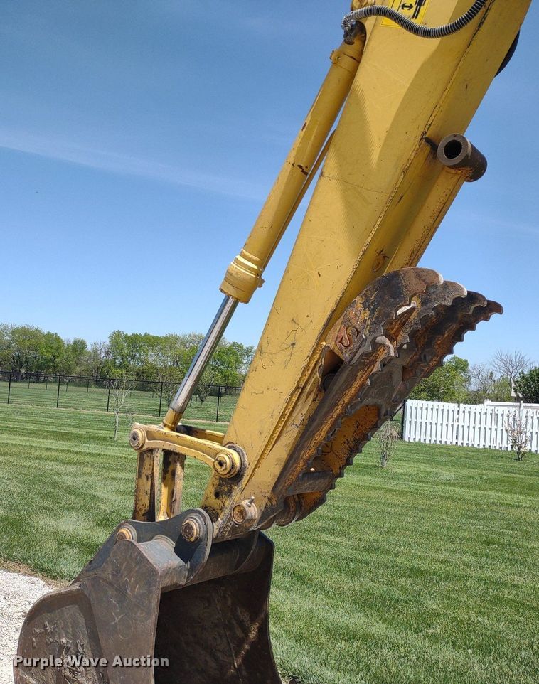 image for item DQ1709 2010 Komatsu PC138USLC-8  excavator