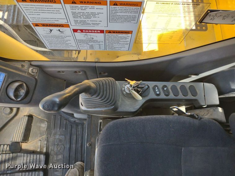 image for item DQ1709 2010 Komatsu PC138USLC-8  excavator