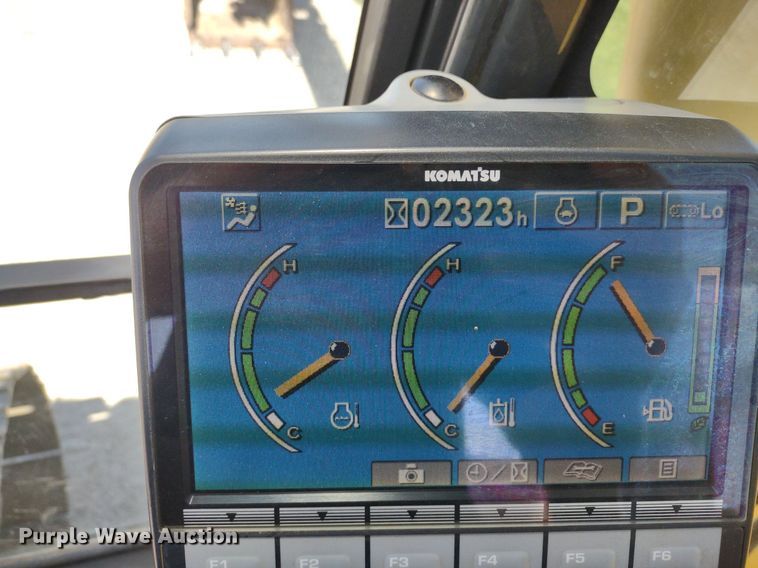 image for item DQ1709 2010 Komatsu PC138USLC-8  excavator