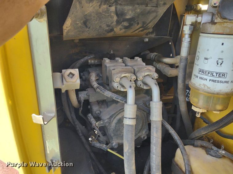 image for item DQ1709 2010 Komatsu PC138USLC-8  excavator