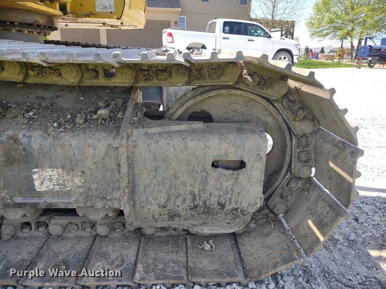 image for item DQ1709 2010 Komatsu PC138USLC-8  excavator