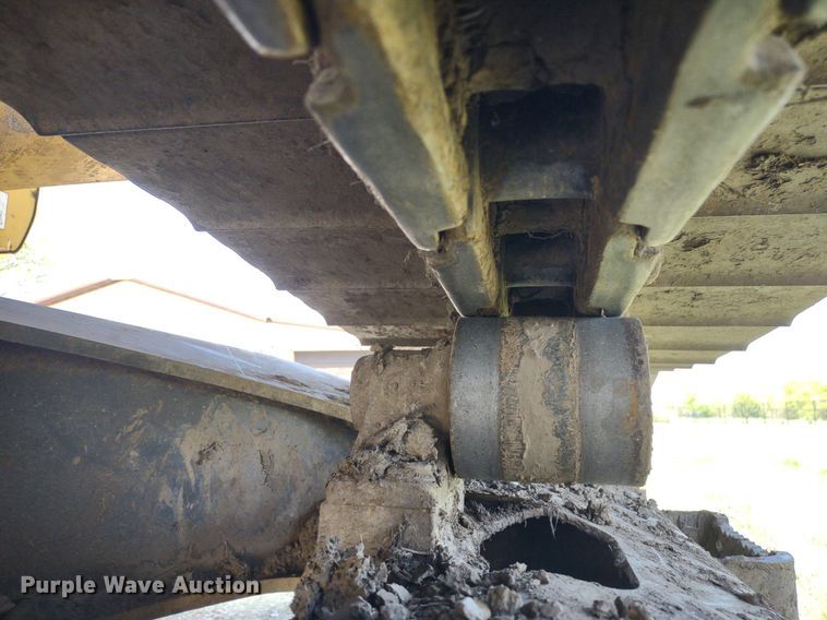 image for item DQ1709 2010 Komatsu PC138USLC-8  excavator