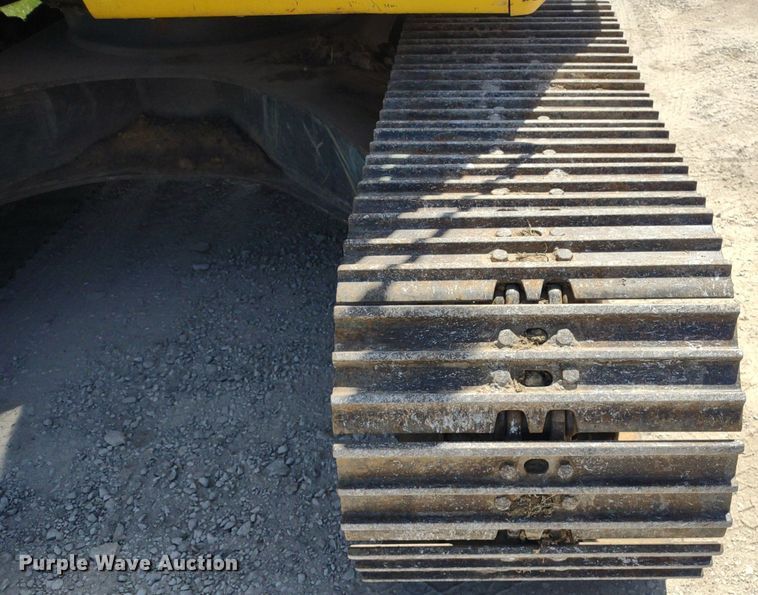 image for item DQ1709 2010 Komatsu PC138USLC-8  excavator