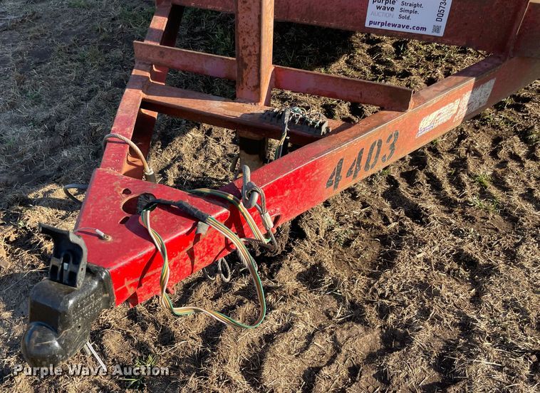 image for item DQ5734 2003 May  Utility trailer