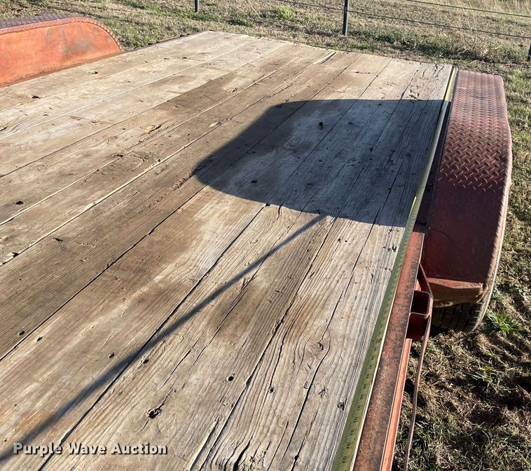 image for item DQ5734 2003 May  Utility trailer