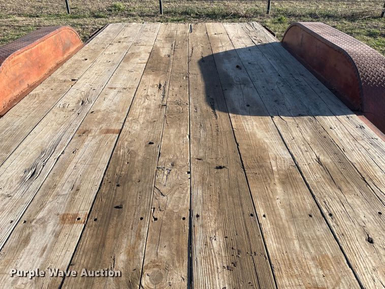 image for item DQ5734 2003 May  Utility trailer