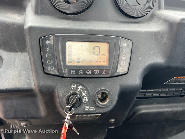 image for item DQ5777 2015 Kubota RTV-X1100C  utility vehicle