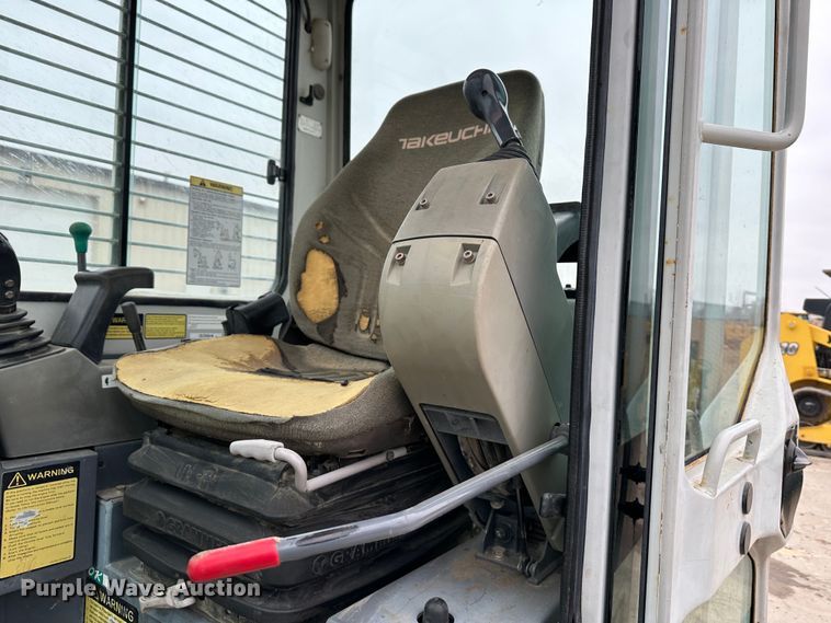 image for item DR5035 2007 Takeuchi TB153FR  mini excavator