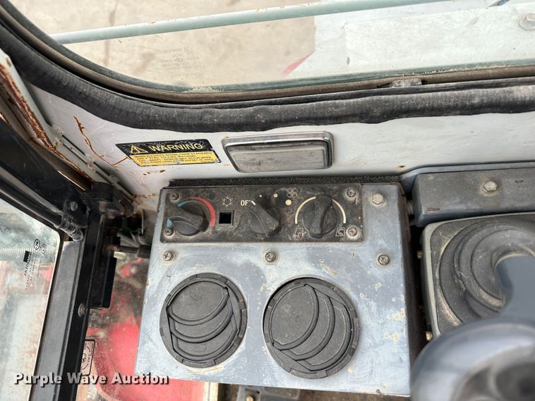 image for item DR5035 2007 Takeuchi TB153FR  mini excavator