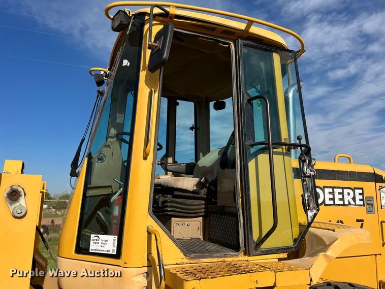 image for item DR5571 2001 John Deere 444H  high lift wheel loader