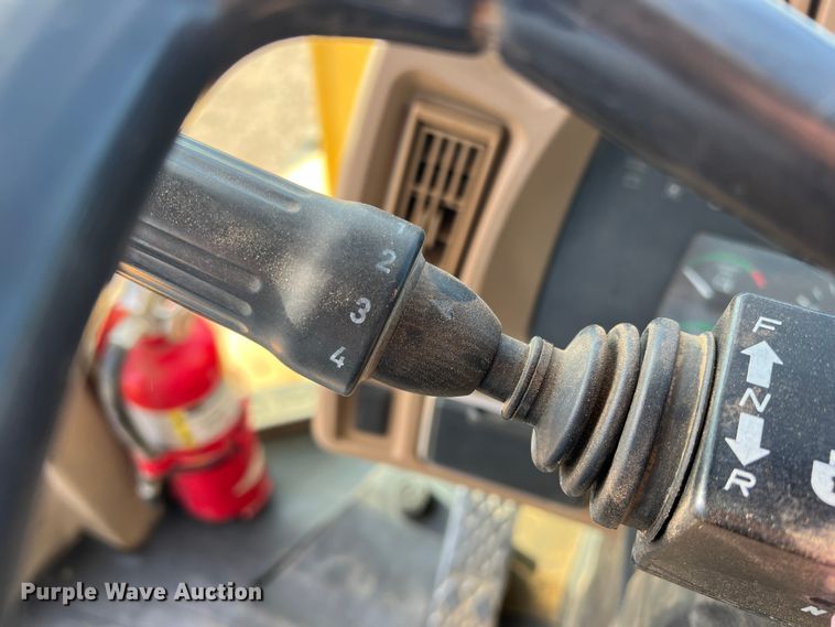 image for item DR5571 2001 John Deere 444H  high lift wheel loader