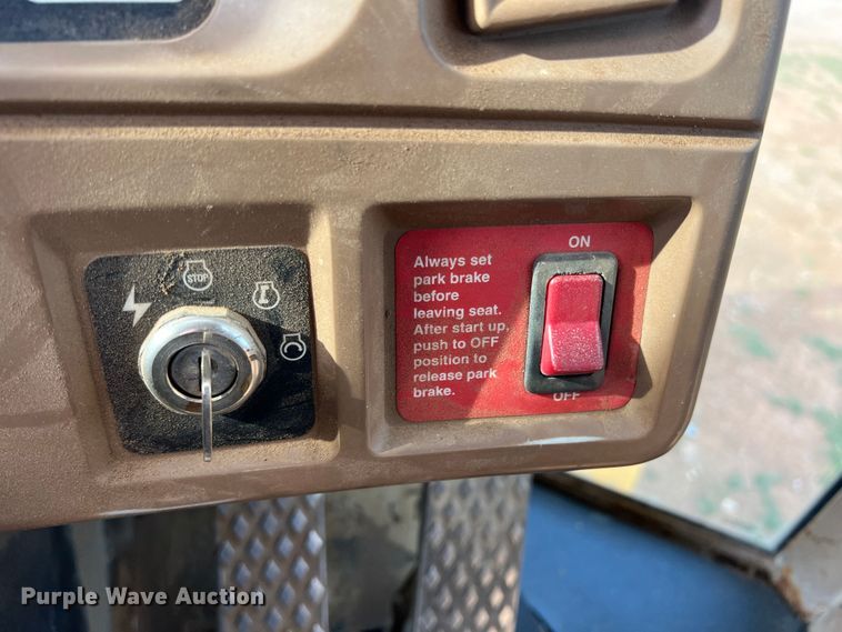 image for item DR5571 2001 John Deere 444H  high lift wheel loader