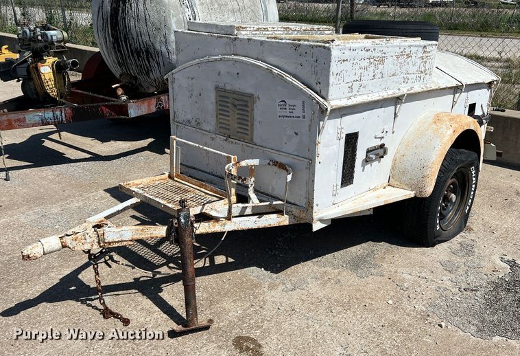 image for item DR5650 Shop built  kennel trailer