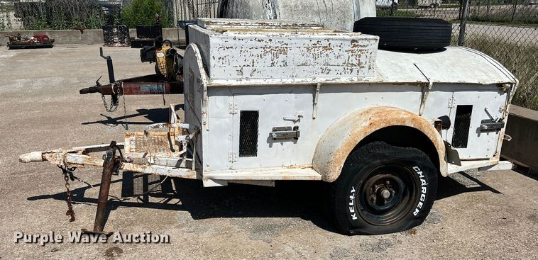 image for item DR5650 Shop built  kennel trailer