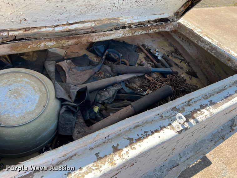 image for item DR5650 Shop built  kennel trailer