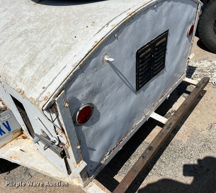 image for item DR5650 Shop built  kennel trailer