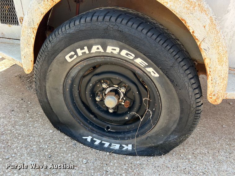 image for item DR5650 Shop built  kennel trailer