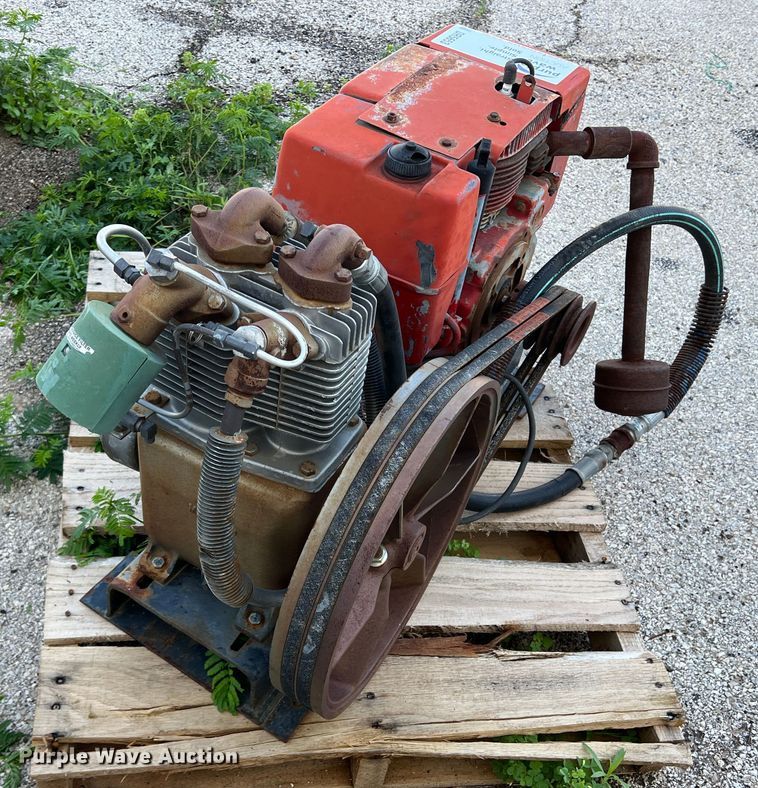 image for item DR5653 Dayton 3Z181B  air compressor