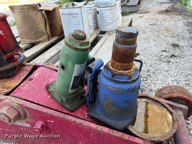 image for item DR5655 Jacks