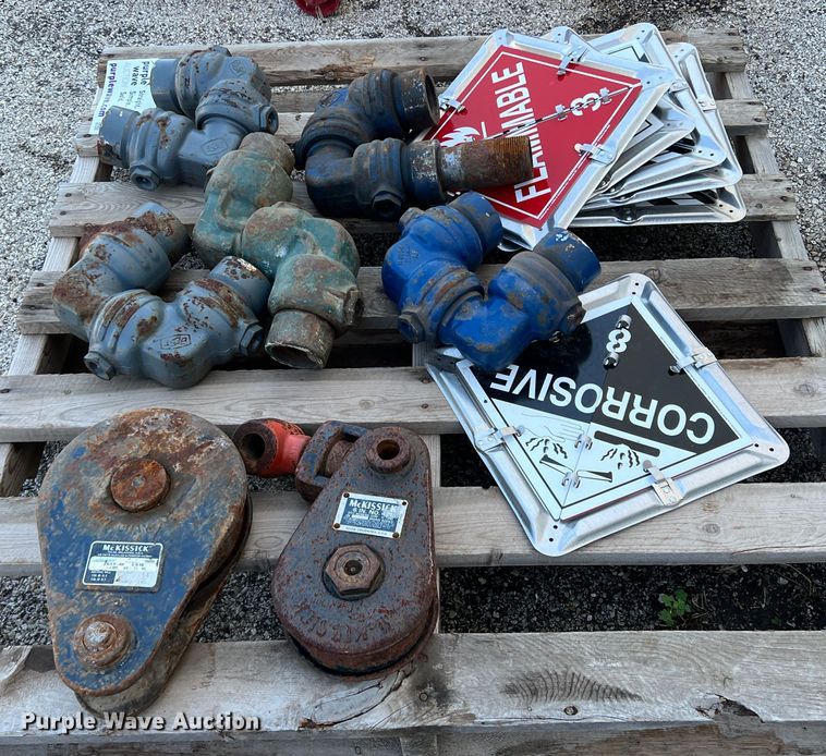 image for item DR5656 Tools