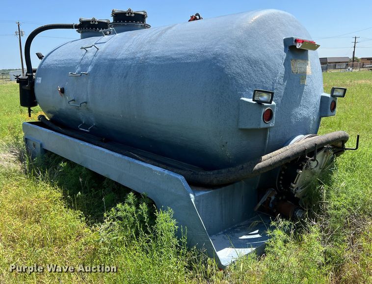 image for item DR5660 Glass King  vacuum tank bed