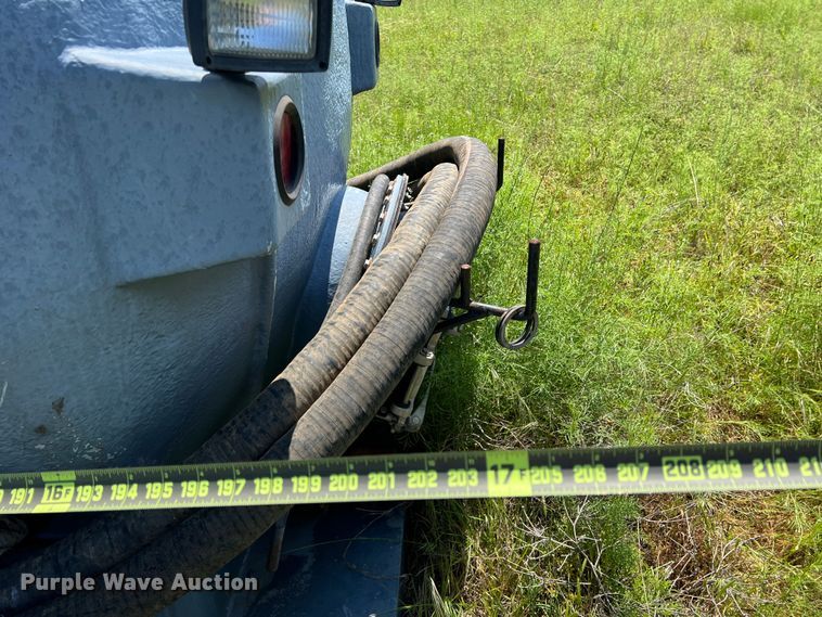 image for item DR5660 Glass King  vacuum tank bed