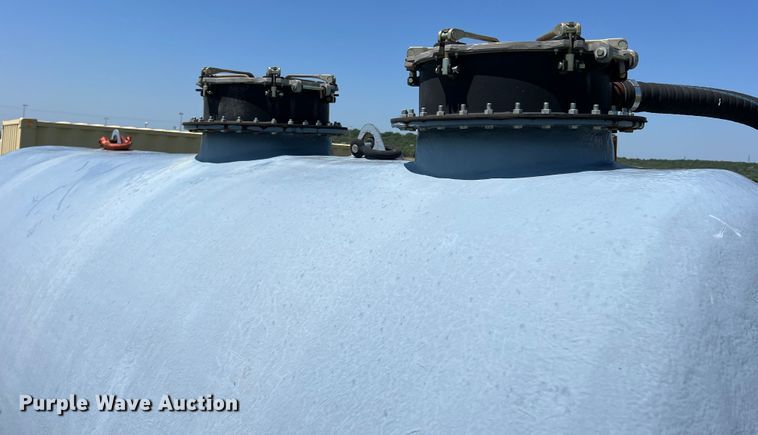 image for item DR5660 Glass King  vacuum tank bed