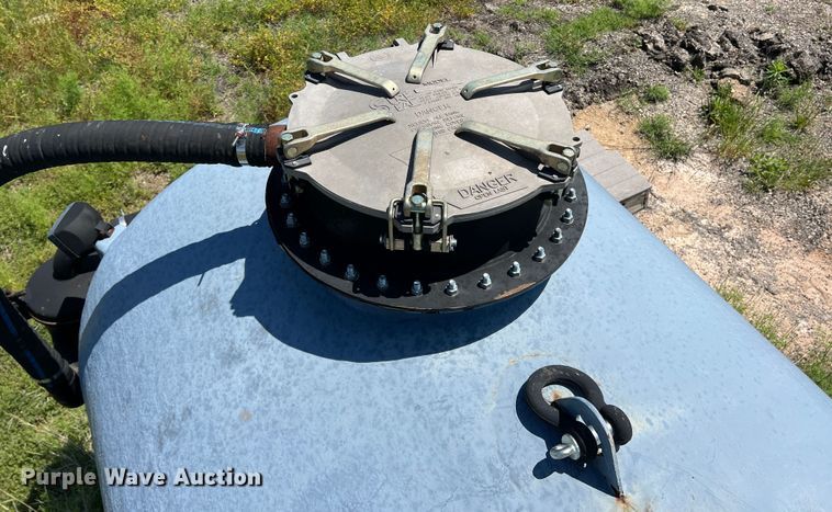 image for item DR5660 Glass King  vacuum tank bed