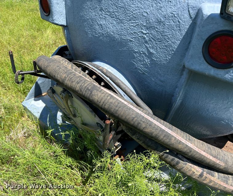 image for item DR5660 Glass King  vacuum tank bed