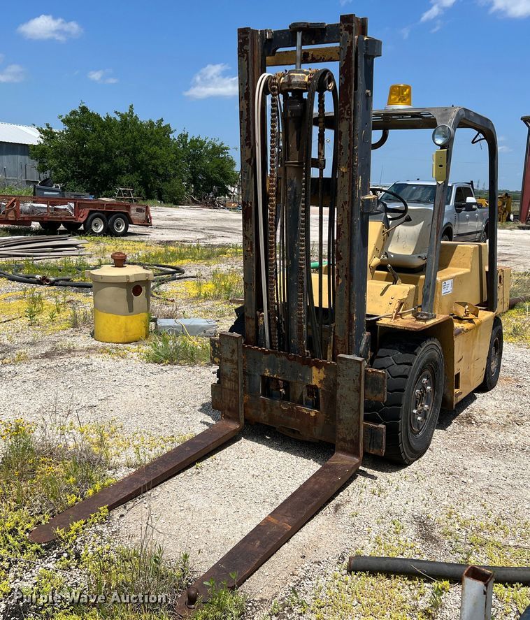 image for item DR5661 Caterpillar 494R  forklift