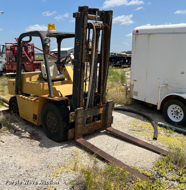image for item DR5661 Caterpillar 494R  forklift