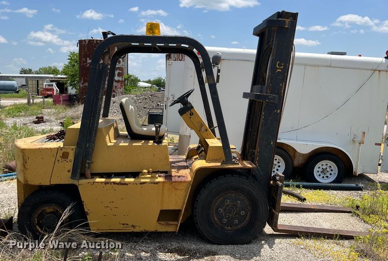 image for item DR5661 Caterpillar 494R  forklift