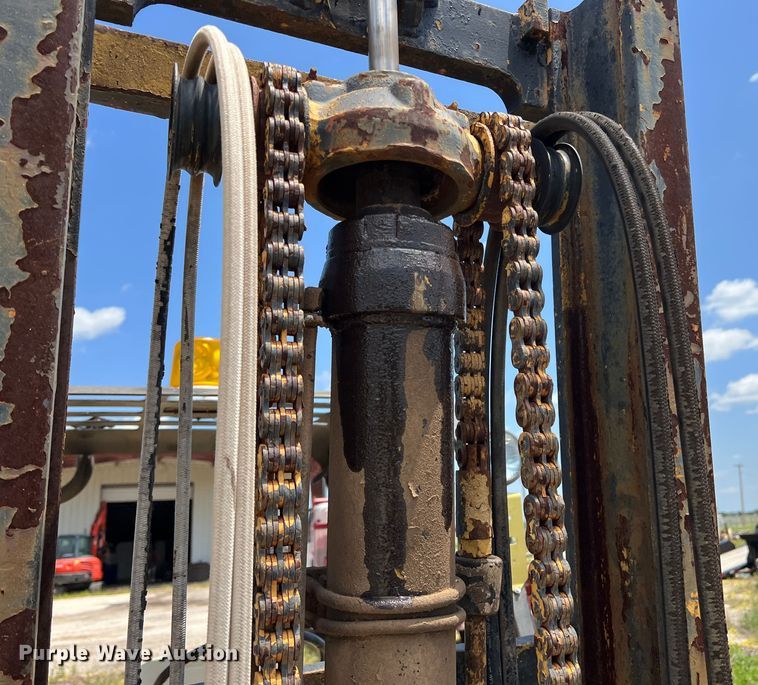 image for item DR5661 Caterpillar 494R  forklift