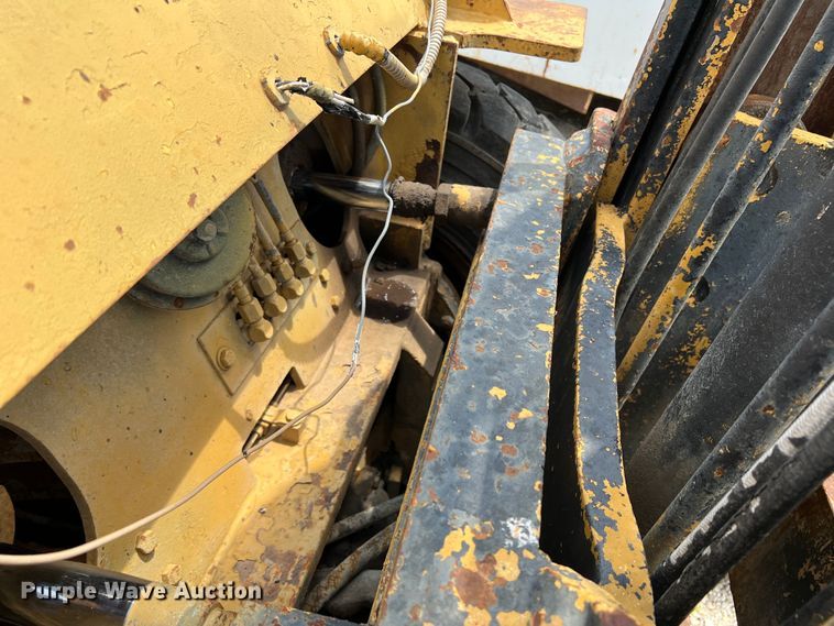 image for item DR5661 Caterpillar 494R  forklift