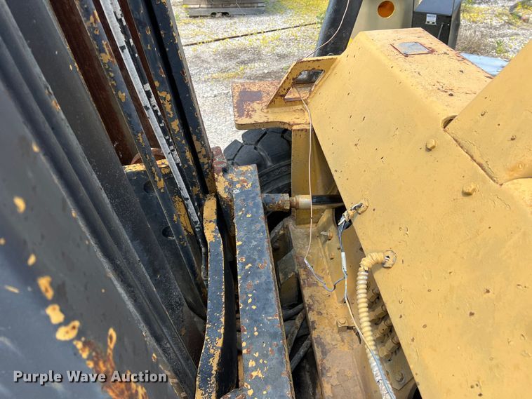 image for item DR5661 Caterpillar 494R  forklift
