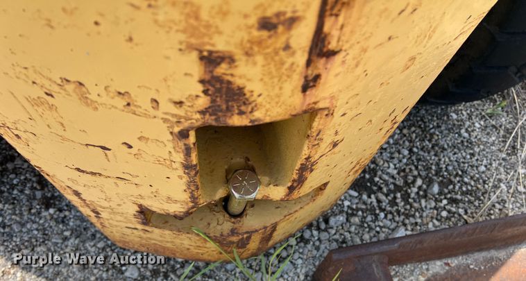 image for item DR5661 Caterpillar 494R  forklift