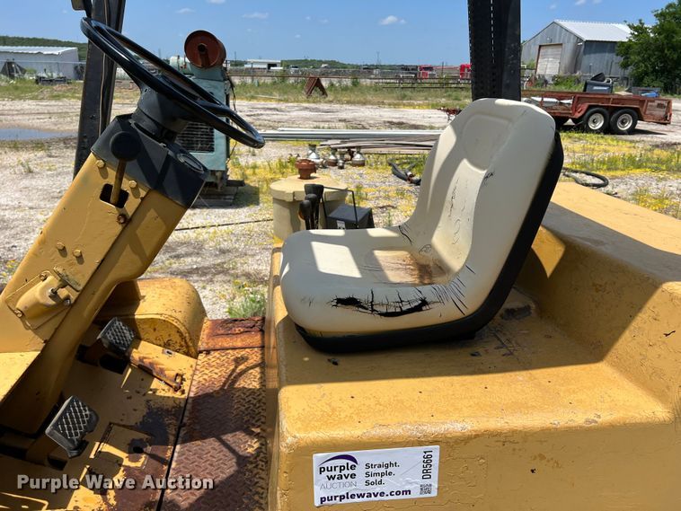 image for item DR5661 Caterpillar 494R  forklift